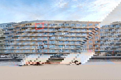 Foto 21 - Apartment in Mariakerke With Stunning Sea Views