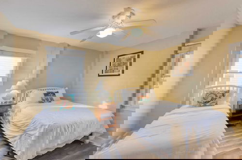 Foto 51 - Sleeps 28 Beachfront w/ Pool, Hot Tub, Game Room Atlantic Watch by Avantstay
