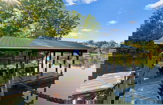 Photo 1 - Jake s Lake House by Avantstay Lake Gazebo