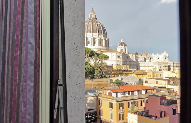 Una finestra sulla cupola di San Pietro - Foto 36