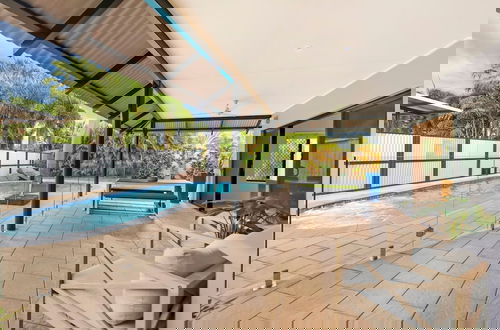 Photo 10 - Cityside Hideaway Pool - Workstation - Markets