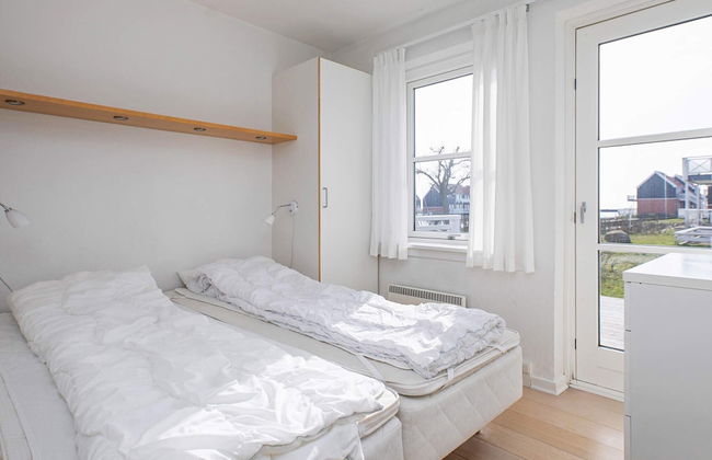 4 Person Holiday Home on a Holiday Park in Borre - Foto 2