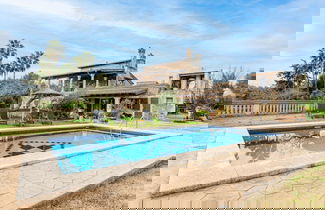 Foto 1 - Welcoming Apartment With Private Pool