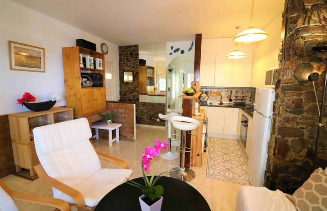 Spacious Apt. With Barbecue in Roses - Photo 9