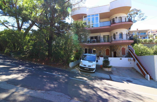Spacious Apt. With Barbecue in Roses - Photo 34
