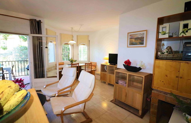Spacious Apt. With Barbecue in Roses - Photo 14