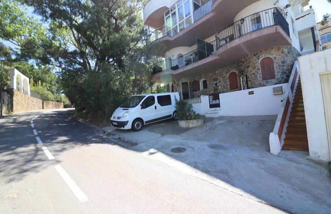 Spacious Apt. With Barbecue in Roses - Photo 32
