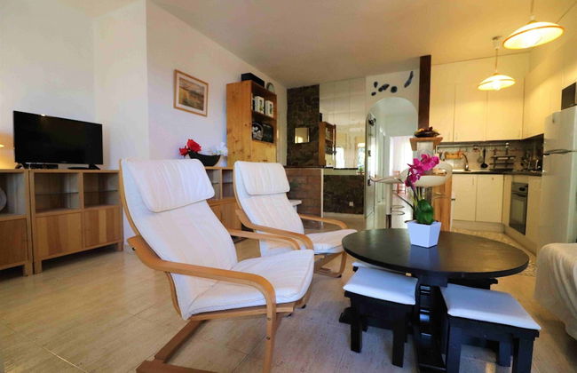 Spacious Apt. With Barbecue in Roses - Photo 17
