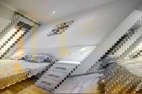 Foto 4 - Apartment in Austria With Beachfront Views