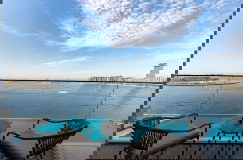 Foto 26 - Premium 2BR Emaar Beachfront w Beach Access