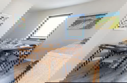 Foto 2 - Modern Family Apartment With Balcony and Parking