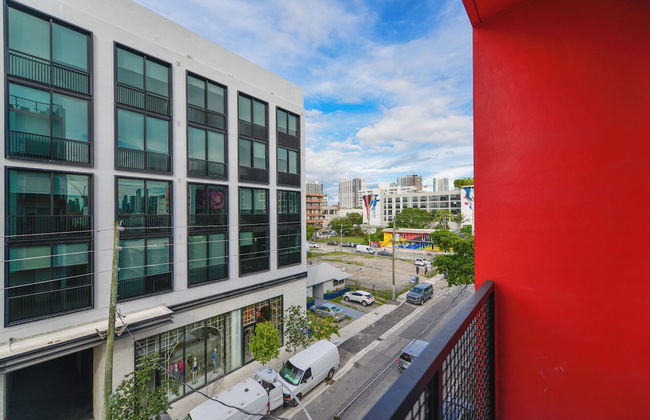 1BR Condo wRooftop Pool at Wynwood - Photo 11