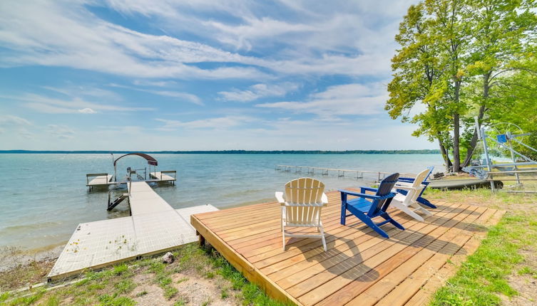 Foto 1 - Scenic Cottage w/ Private Dock on Torch Lake