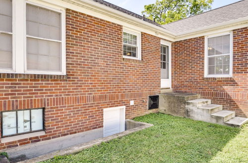 Photo 11 - Charming Tullahoma Stay w/ Great Walkable Location