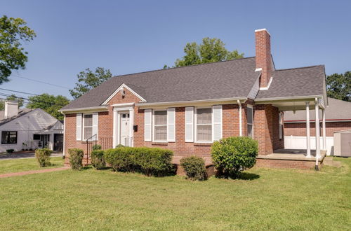 Photo 9 - Charming Tullahoma Stay w/ Great Walkable Location