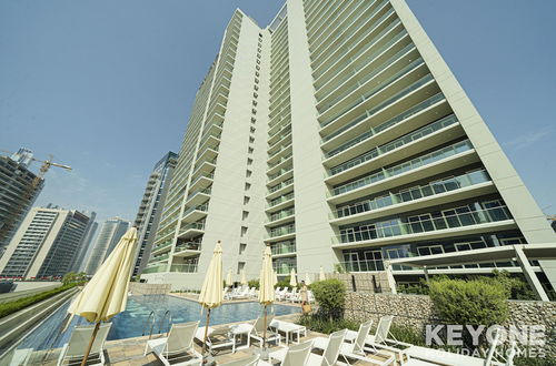 Photo 19 - KOHH – 1BR in DAMAC Reva Residences