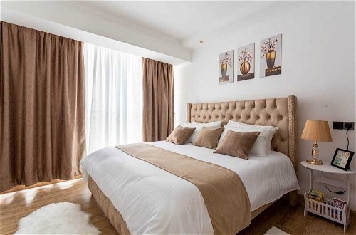 Foto 8 - Lux Suites Urban Oasis Apartments