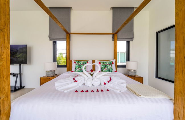 Luxury 6 Bed Private Pool Villa - LLW - Photo 6