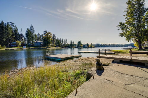 Photo 21 - Newport Cabin on Diamond Lake w/ Private Boat Dock