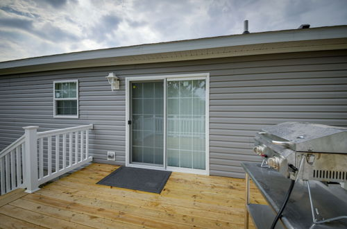 Photo 15 - Efficiently Equipped Lewis Home: Deck & Gas Grill