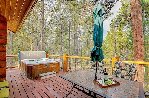 Photo 9 - Bend Getaway With Private Hot Tub & Cozy Fireplace