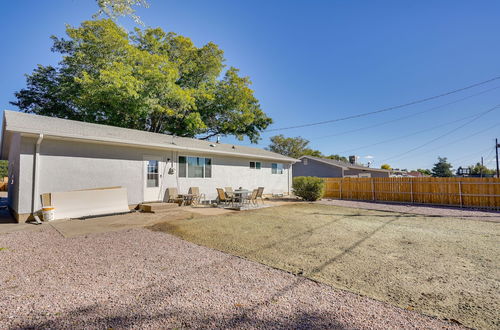 Foto 9 - Quiet Pueblo Home w/ Pool Table, 5 Mi to Downtown