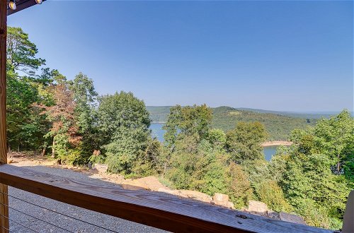 Foto 38 - Family-friendly Edgemont Home w/ Deck & Lake Views