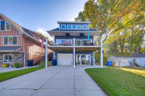 Foto 1 - Tipton Home w/ Private Lakefront & Fire Pits