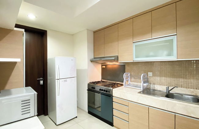 Modern Look And Comfort 2Br Kemang Village Apartment - Foto 11