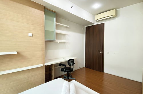 Foto 32 - Modern Look And Comfort 2Br Kemang Village Apartment