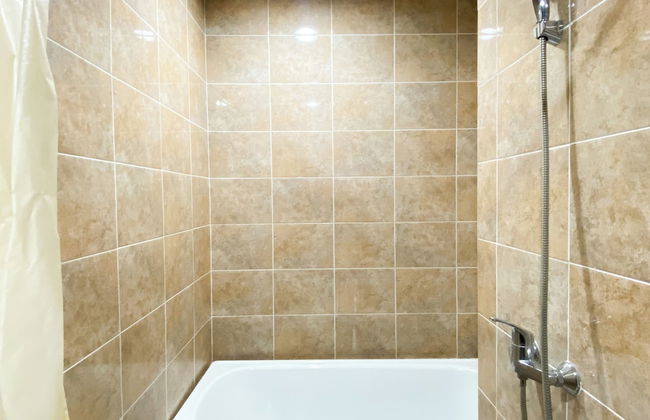 Modern Look And Comfort 2Br Kemang Village Apartment - Foto 20