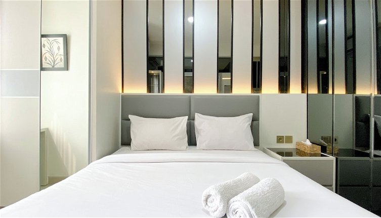 Foto 1 - Best Deal And Cozy Studio Room Transpark Cibubur Apartment