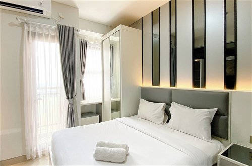 Photo 4 - Best Deal And Cozy Studio Room Transpark Cibubur Apartment