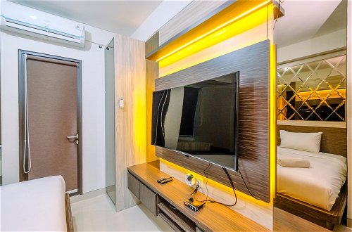 Photo 18 - Warm And Minimalist Studio Room Transpark Cibubur Apartment
