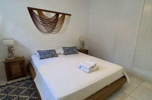 Photo 7 - Immaculate Villa & Pool in Paros - Sleeps 10