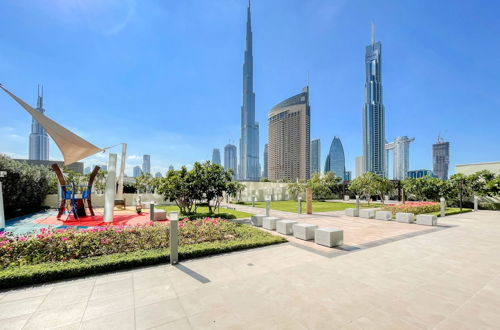 Photo 27 - Maison Privee - Luxury Apt with Burj Khalifa Vw & Direct Mall Access