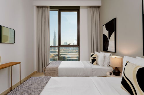 Foto 15 - Maison Privee - Luxury Apt with Burj Khalifa Vw & Direct Mall Access