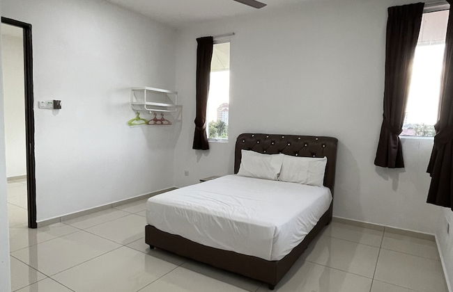 Alpine PD Taman Kiara 2 Homestay - Photo 6