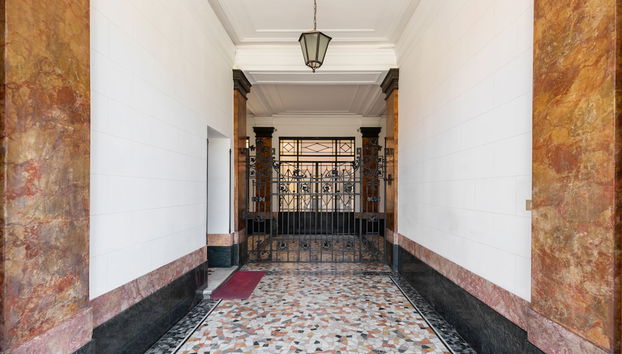 Entrada (vista interior)