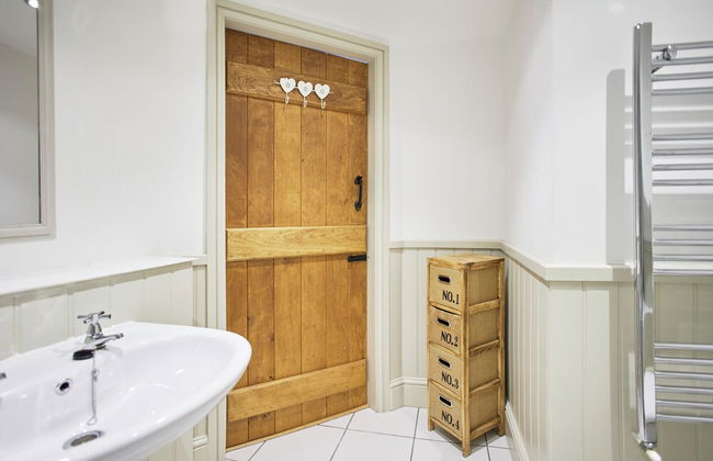 Host Stay Derwent - Photo 5