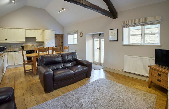 Host Stay Derwent - Photo 10