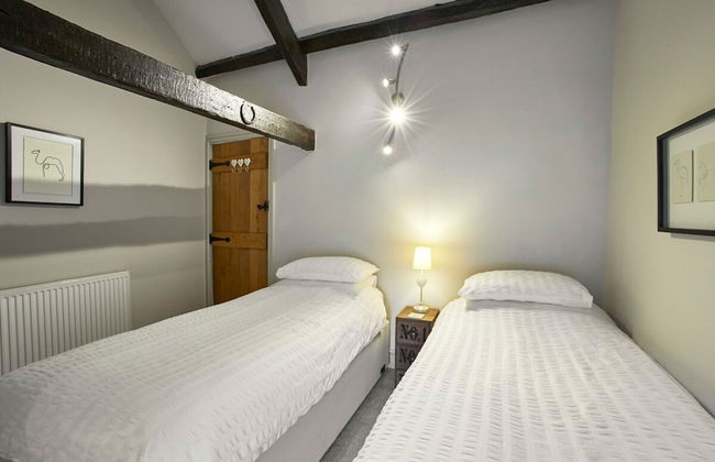 Host Stay Derwent - Photo 17