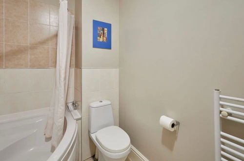 Photo 11 - Host Stay Westbourne Grove Apartment