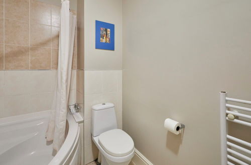 Photo 14 - Host Stay Westbourne Grove Apartment