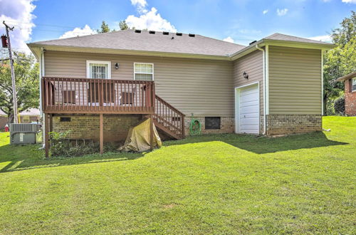 Photo 9 - Charming Springfield Escape w/ Furnished Deck