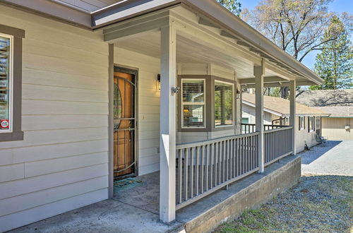 Photo 15 - Stunning Groveland Home w/ Outdoor Kitchen