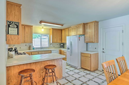 Photo 12 - Stunning Groveland Home w/ Outdoor Kitchen