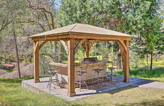 Photo 1 - Stunning Groveland Home w/ Outdoor Kitchen