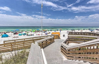 Foto 2 - Destin Condo w/ Pool Access < 1 Mi to the Beach