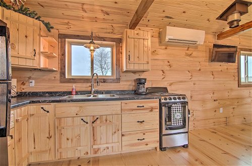 Foto 20 - Quiet Farmhouse-style Cabin w/ Front Porch